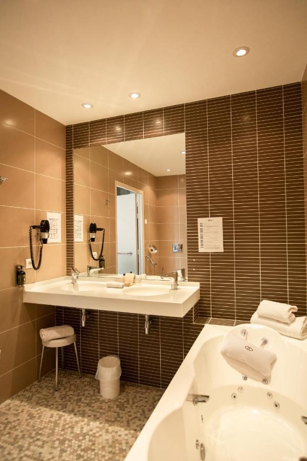 Le Square Astaffort Exterior foto